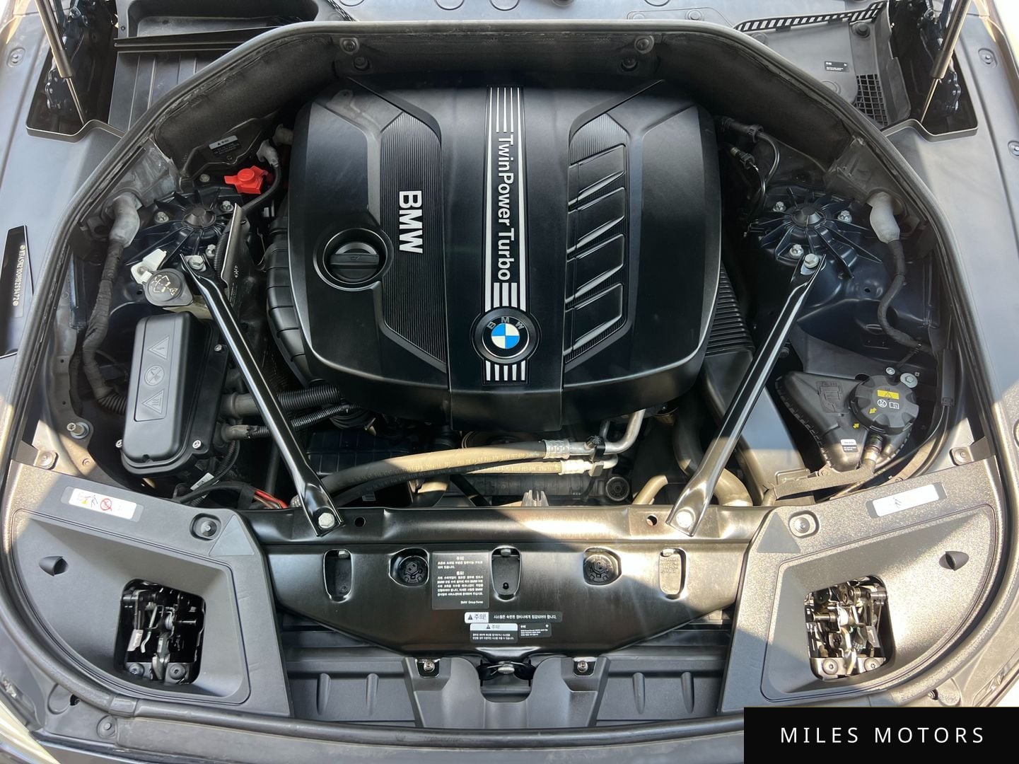BMW 5 Series GT (F07) 2017 — миниатюра 4