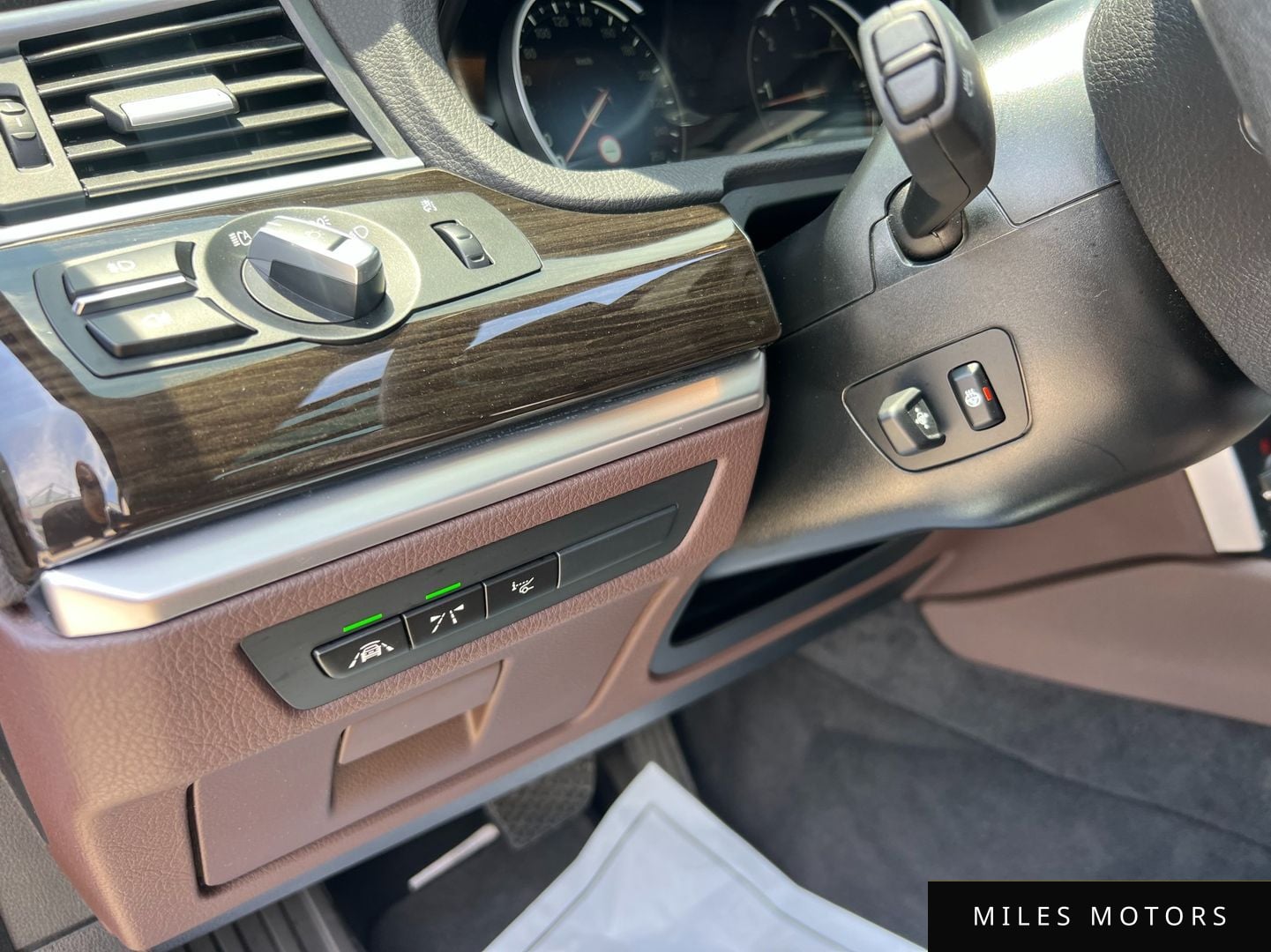 BMW 5 Series GT (F07) 2017 — миниатюра 9