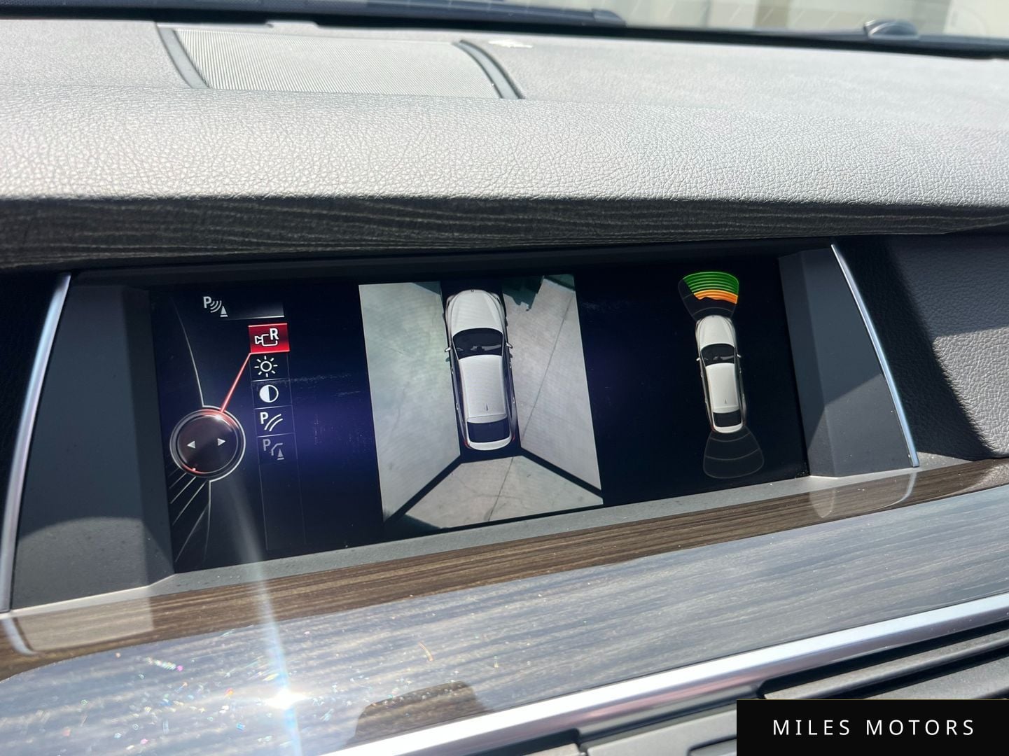 BMW 5 Series GT (F07) 2017 — миниатюра 12