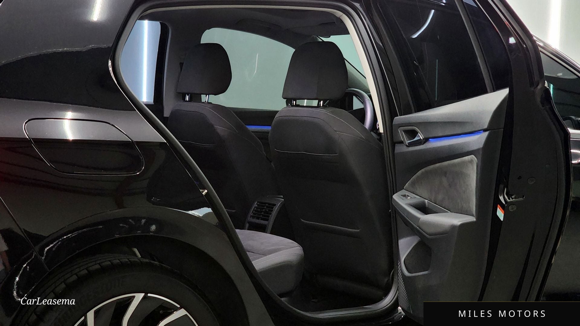 Volkswagen Golf 2023 — миниатюра 12