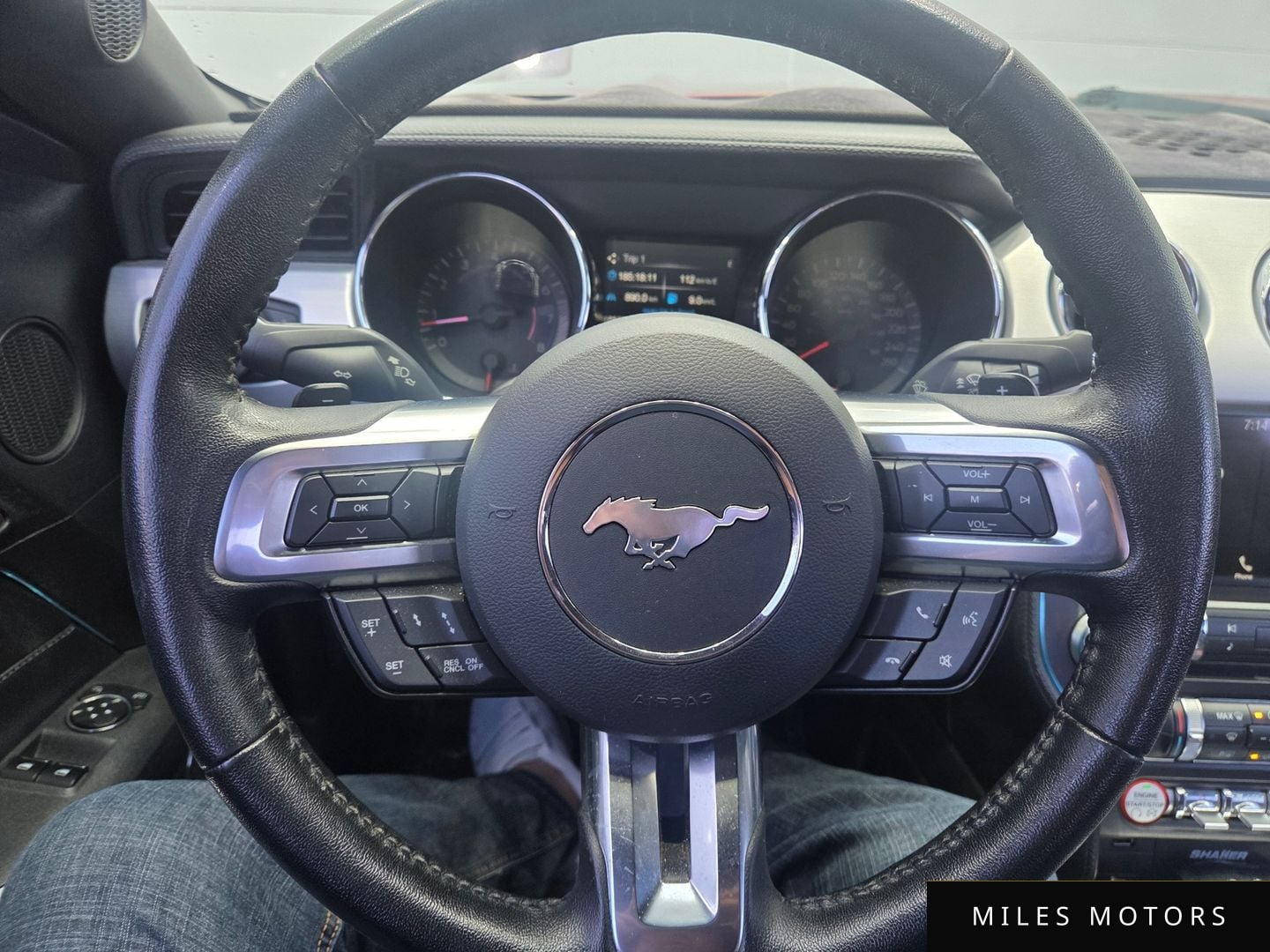 Ford Mustang 2017 — миниатюра 12