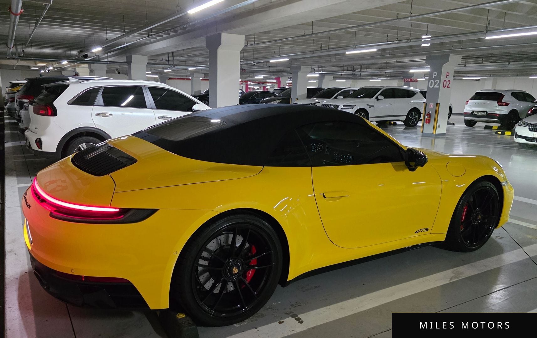 Porsche 911 (992) 2022 — миниатюра 2