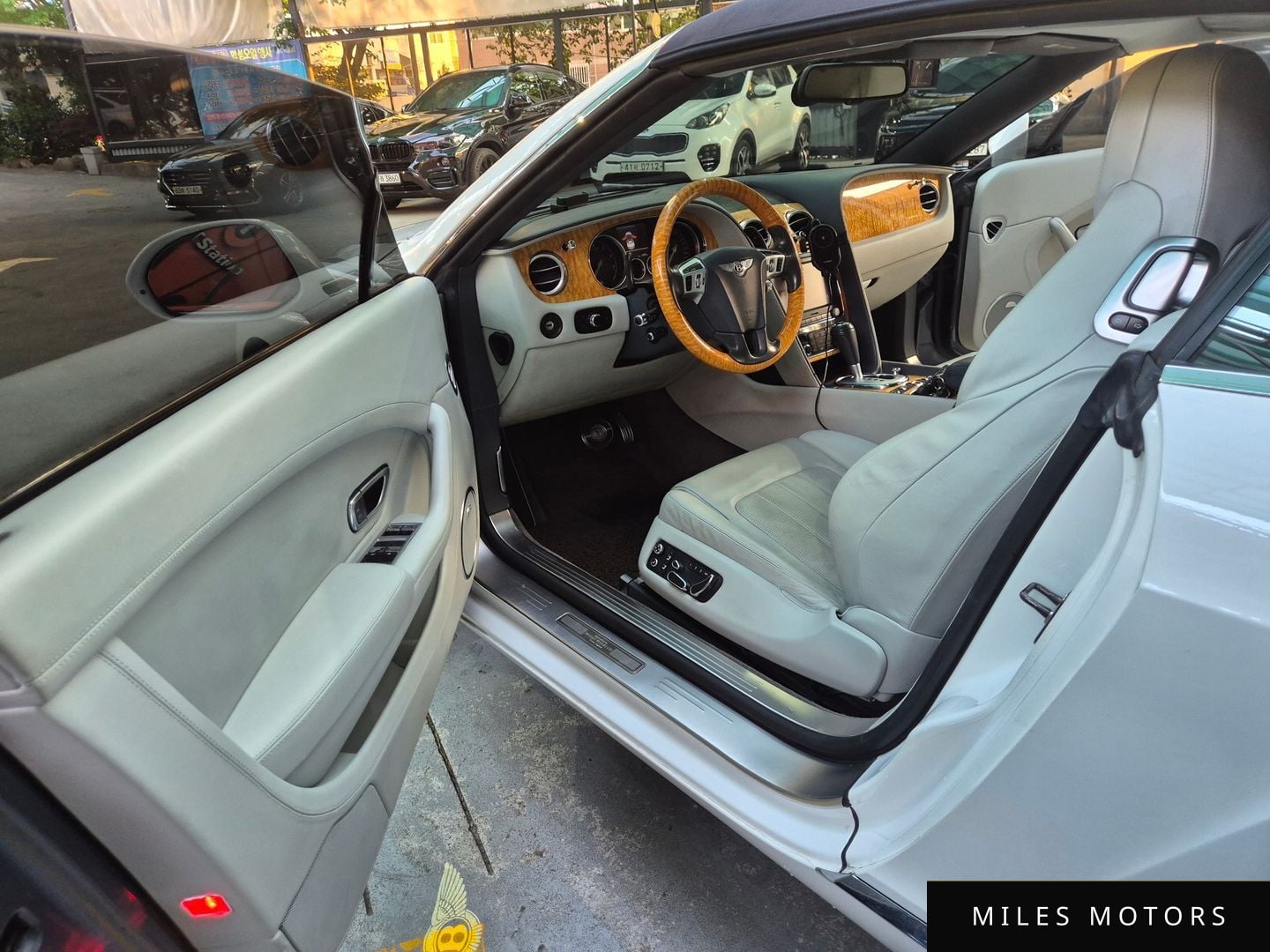 Bentley Continental GT 2012 — миниатюра 9