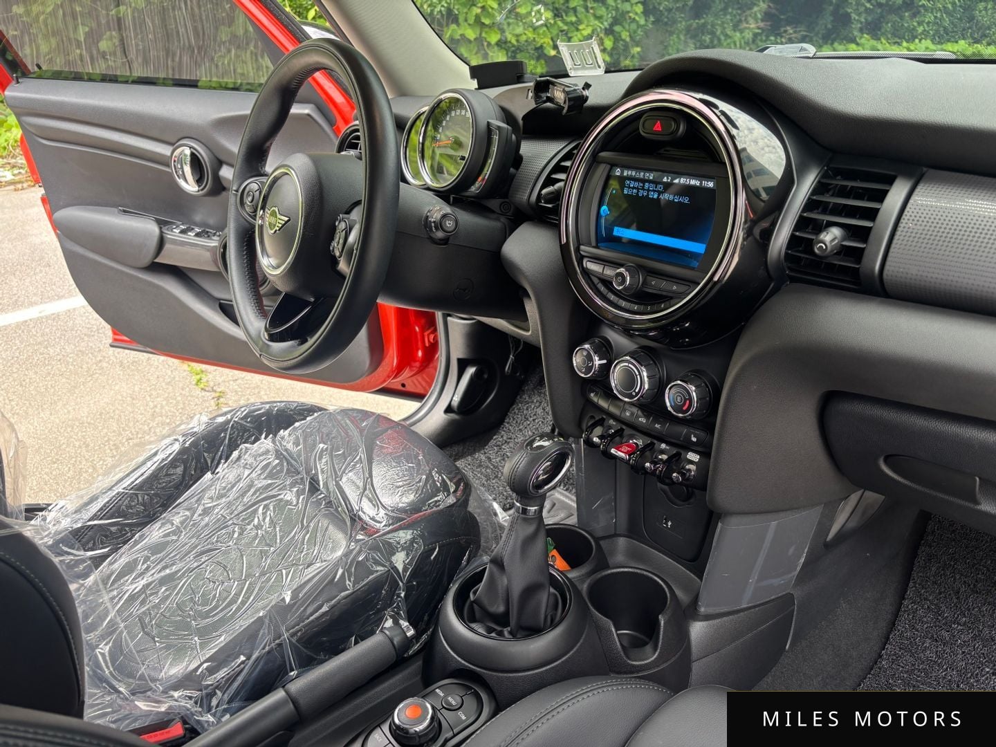MINI Cooper 2019 — миниатюра 10