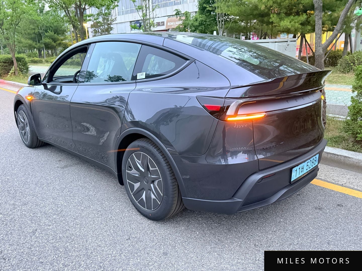 Tesla Model Y 2026 — миниатюра 3