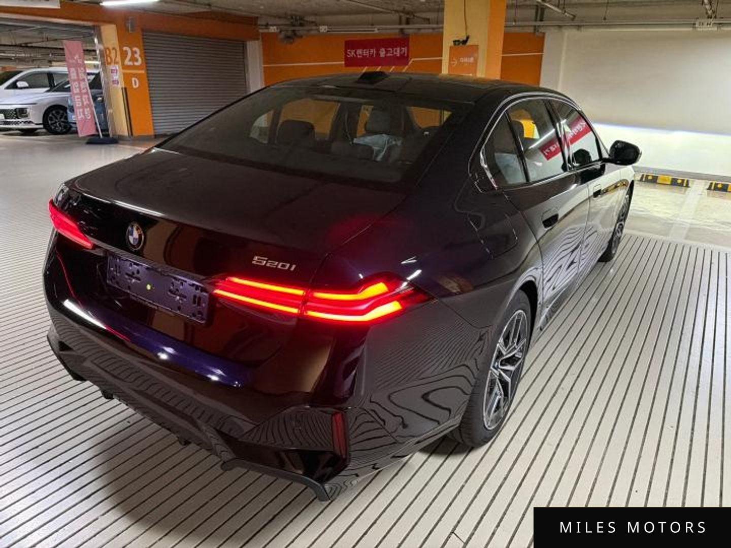 BMW 5 Series (G60) 2026 — миниатюра 11