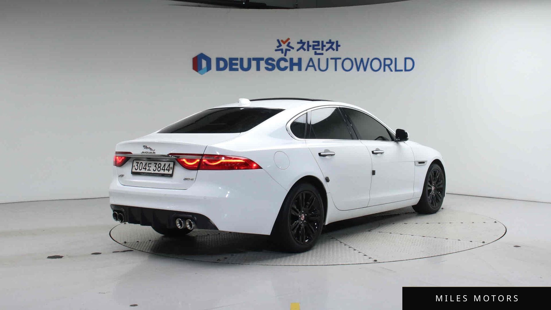 Jaguar XF (X260) 2017 — миниатюра 3