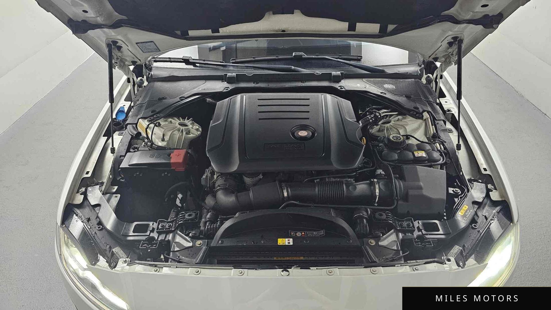 Jaguar XF (X260) 2017 — миниатюра 7