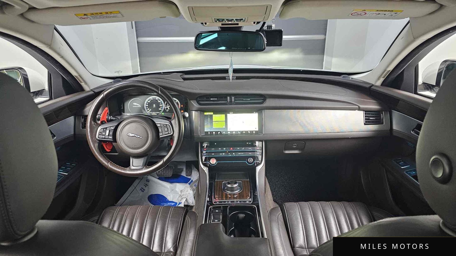 Jaguar XF (X260) 2017 — миниатюра 8