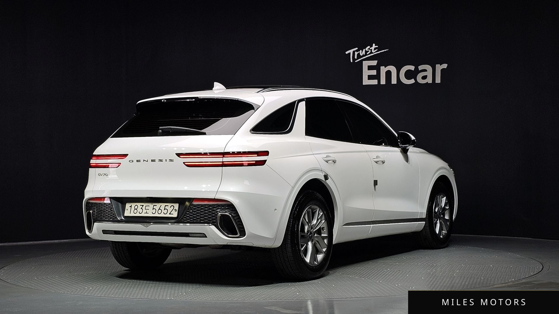 Genesis GV70 2021 — миниатюра 2