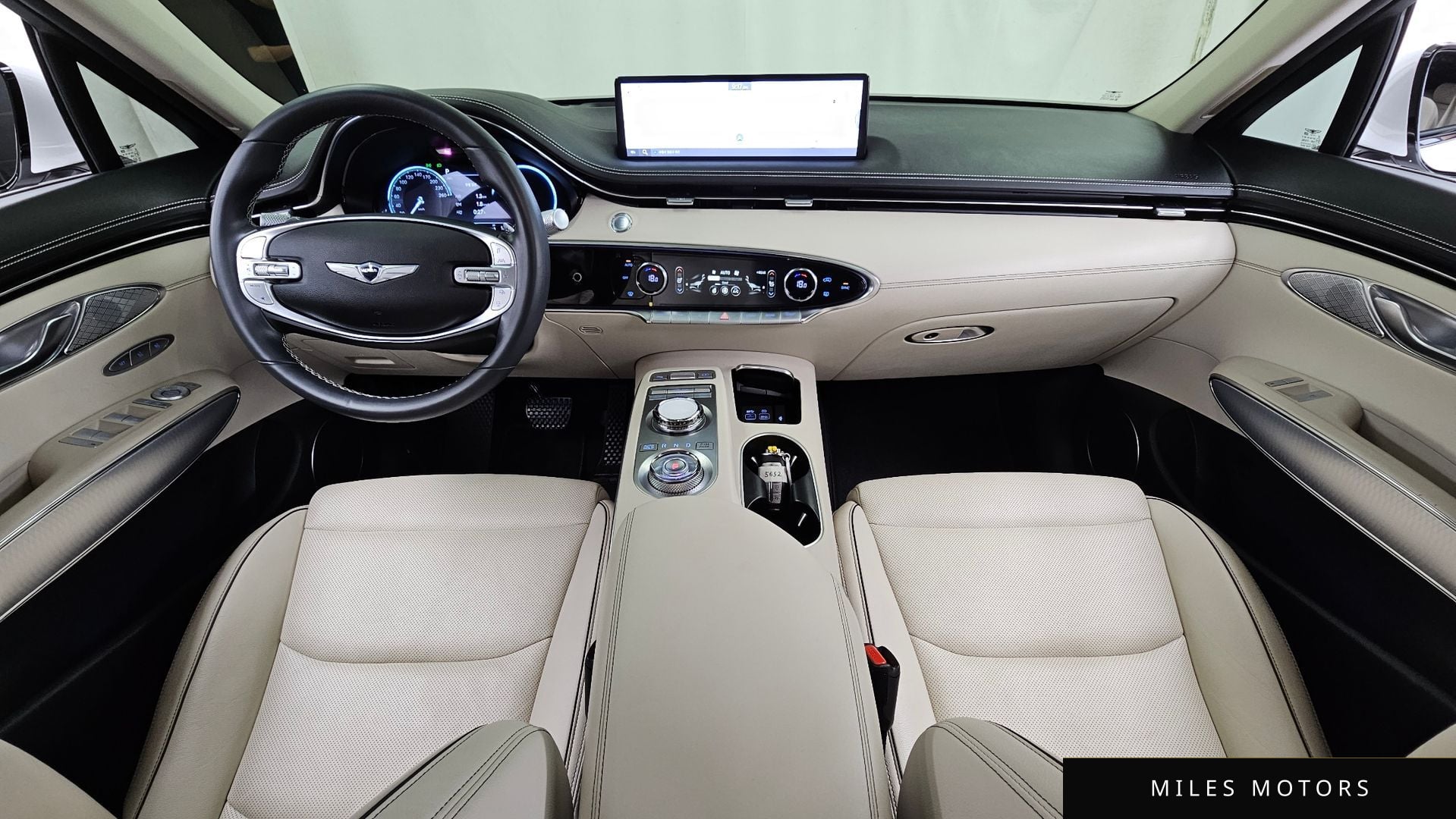 Genesis GV70 2021 — миниатюра 10