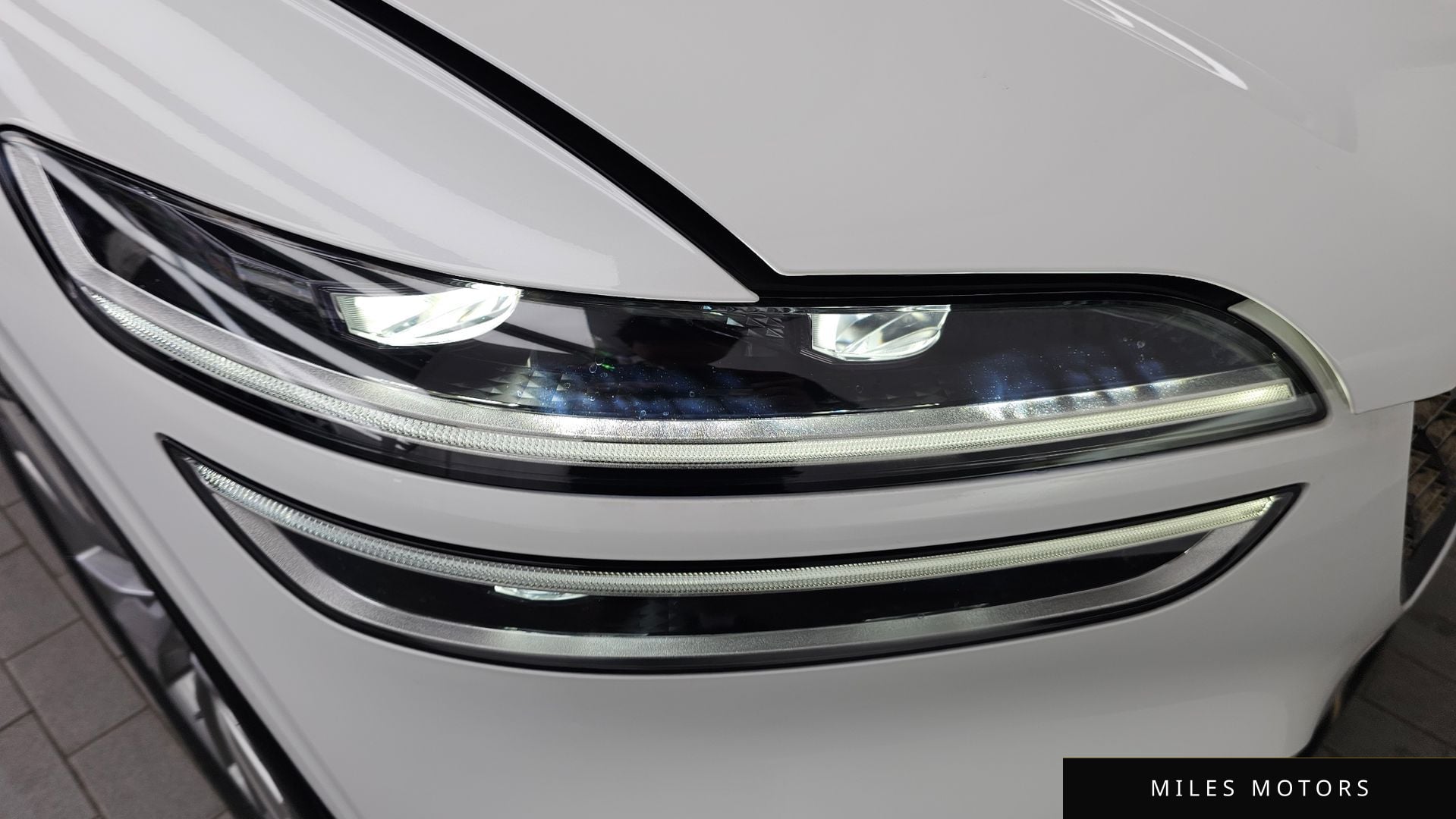 Genesis GV70 2021 — миниатюра 8