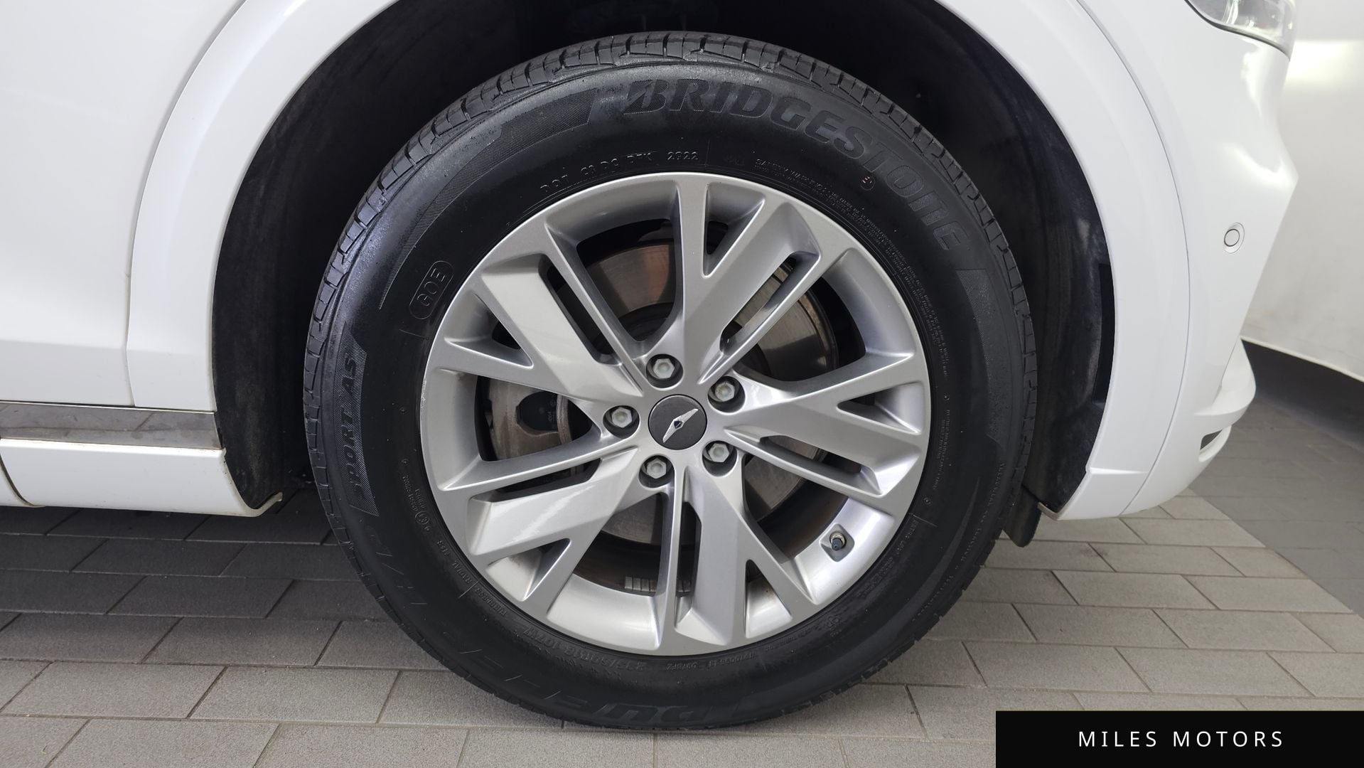 Genesis GV70 2023 — миниатюра 7