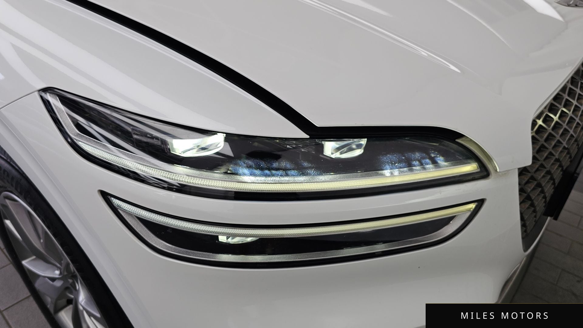 Genesis GV70 2023 — миниатюра 8