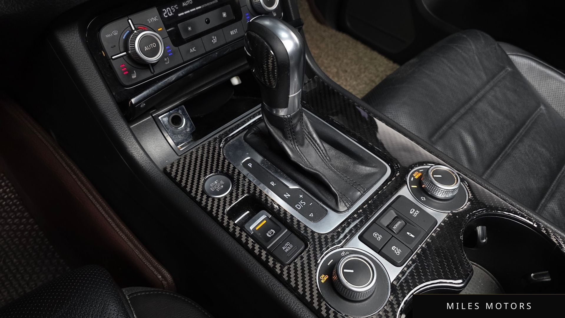 Volkswagen Touareg 2015 — миниатюра 9