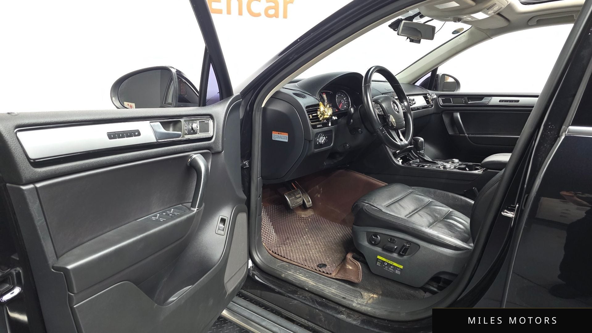Volkswagen Touareg 2015 — миниатюра 10