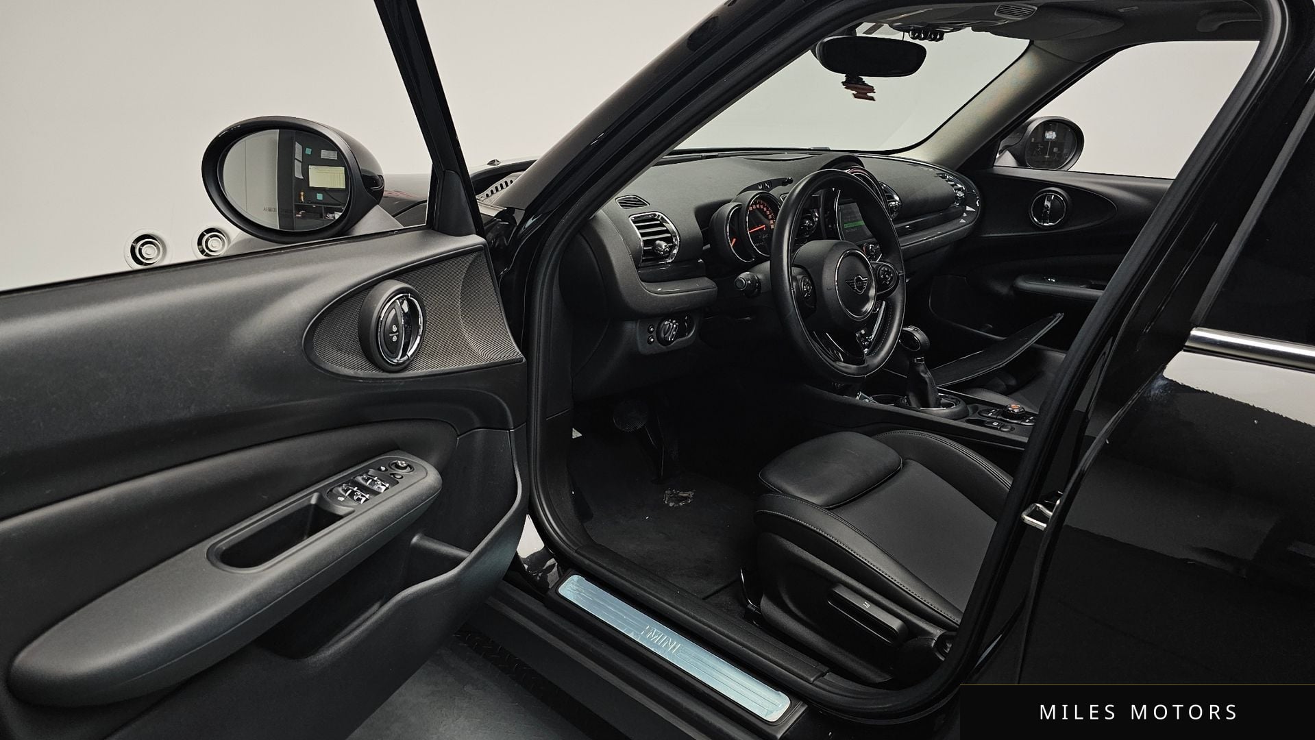MINI Clubman 2019 — миниатюра 12