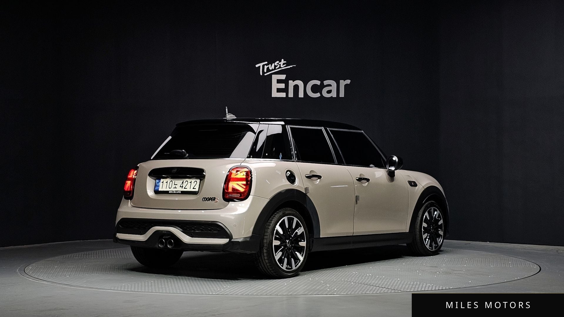 MINI Cooper S 2023 — миниатюра 2