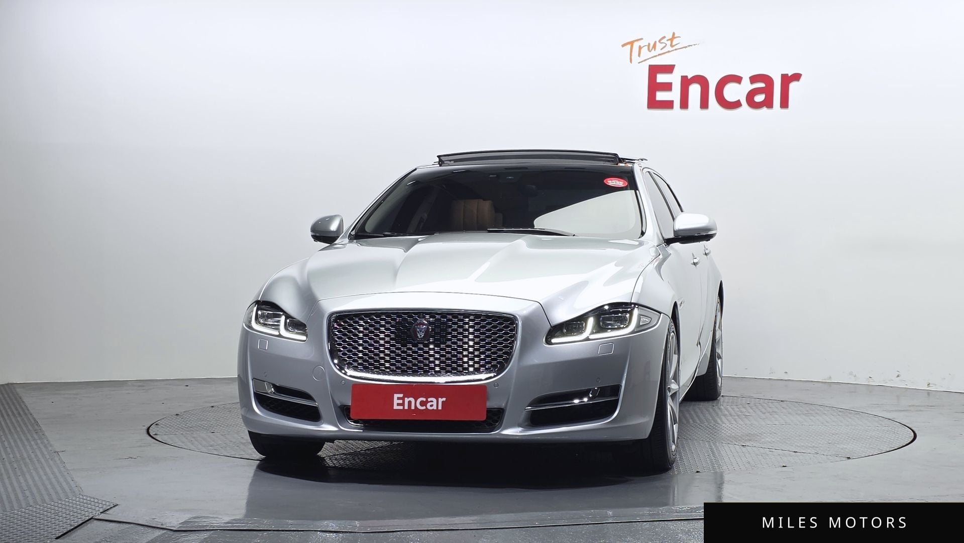 Jaguar All New XJ 2017 — миниатюра 3