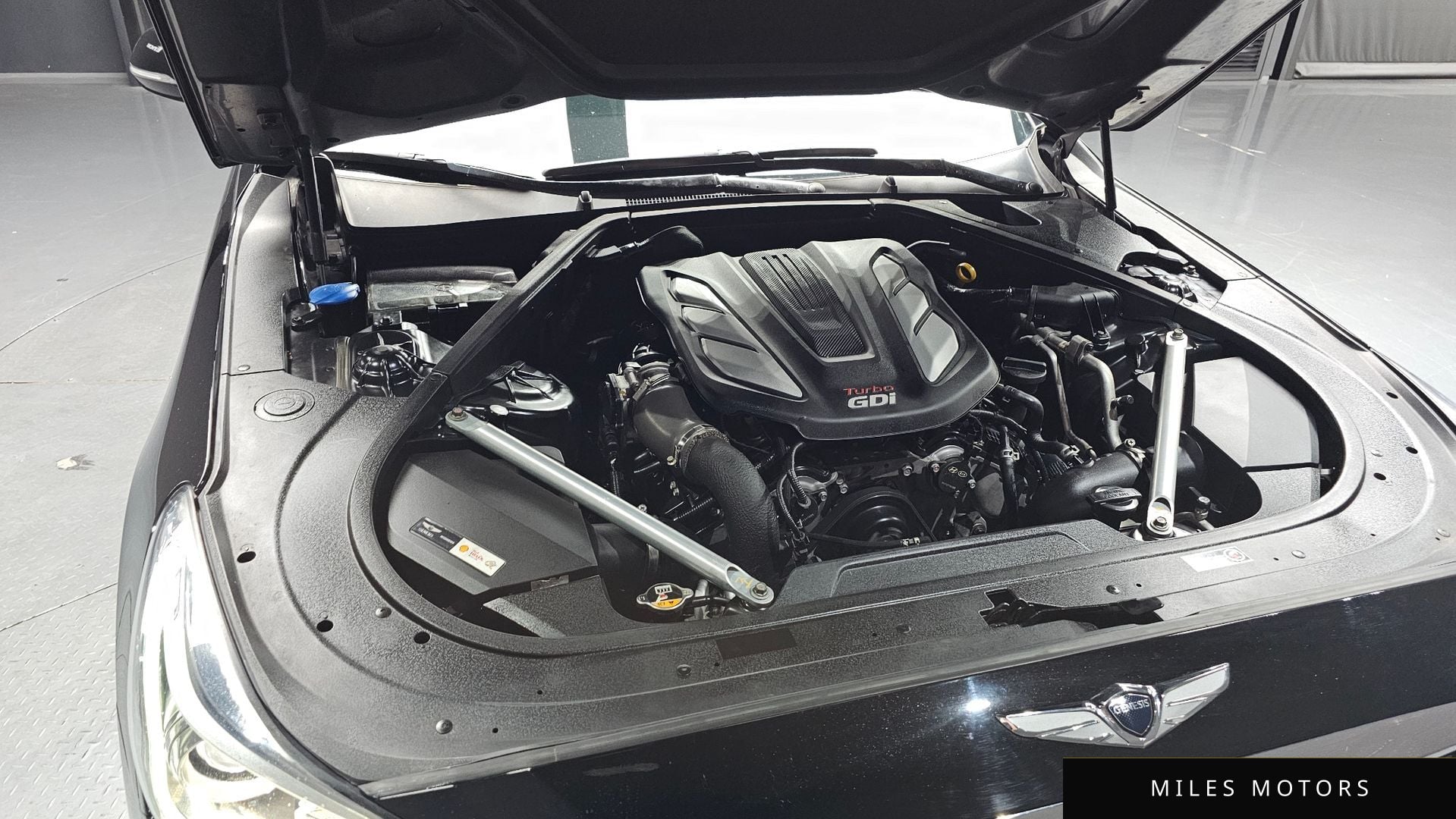 Genesis EQ900 2016 — миниатюра 6