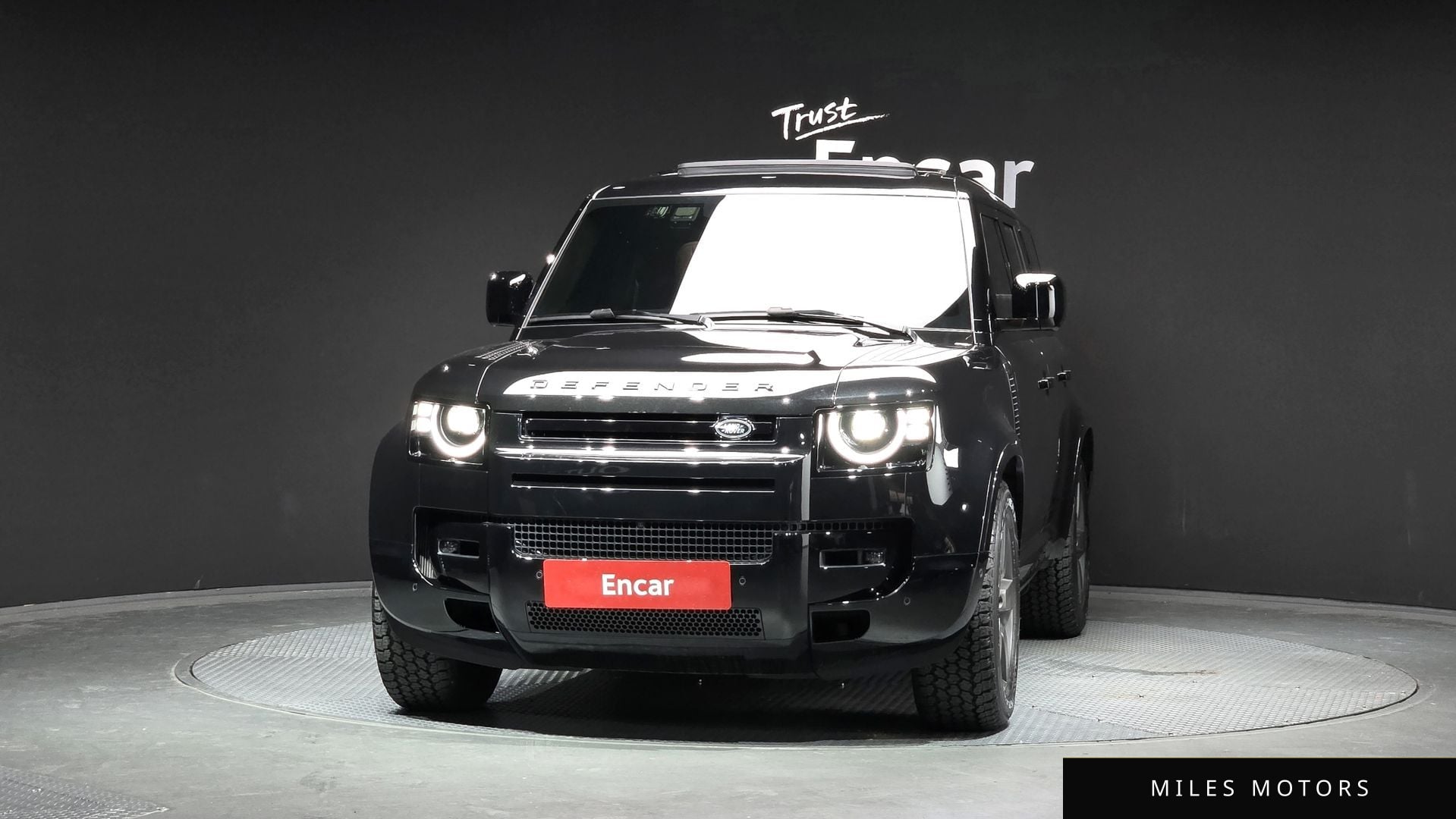 Land Rover Defender 2026 — миниатюра 3