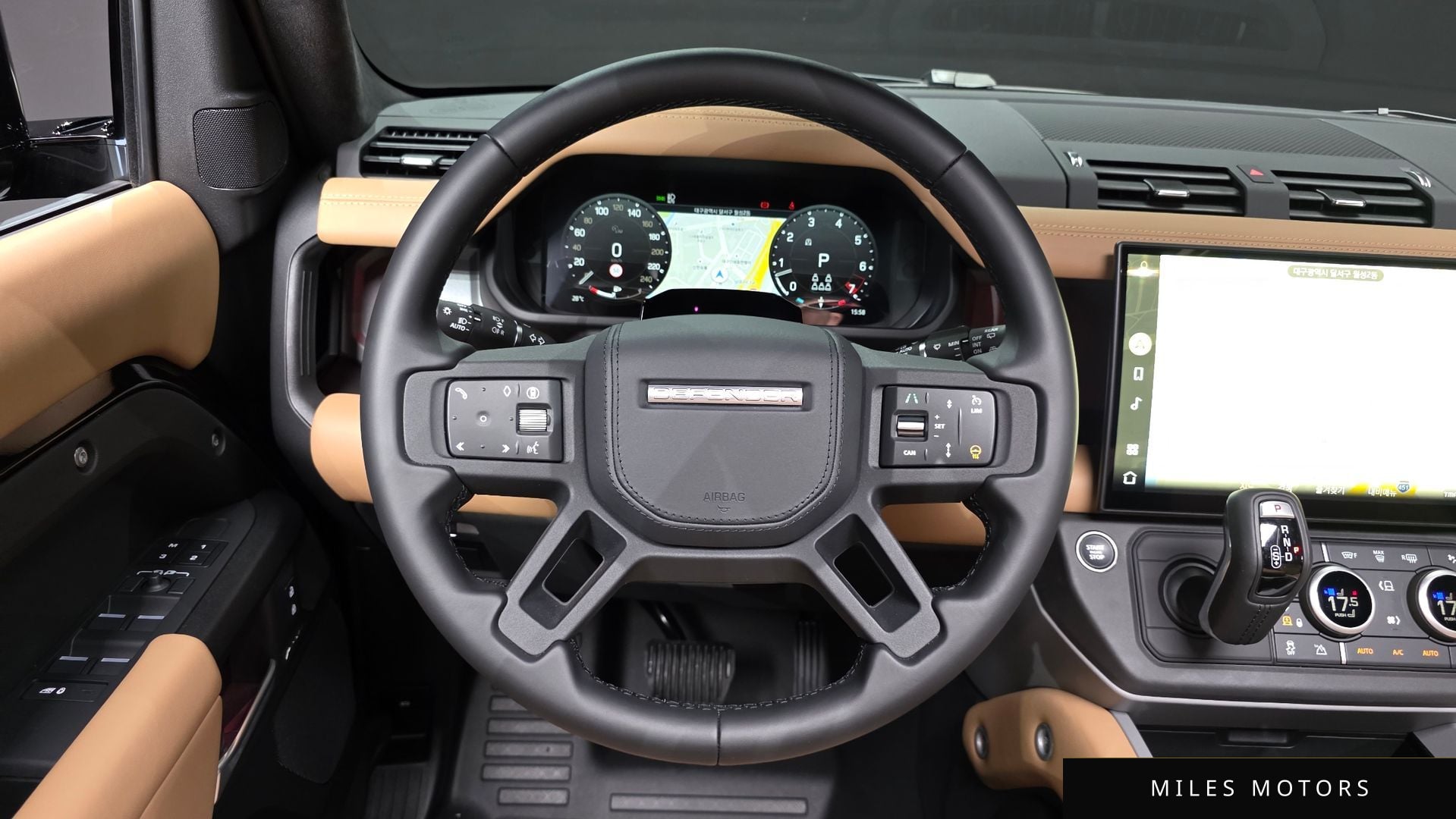 Land Rover Defender 2026 — миниатюра 12