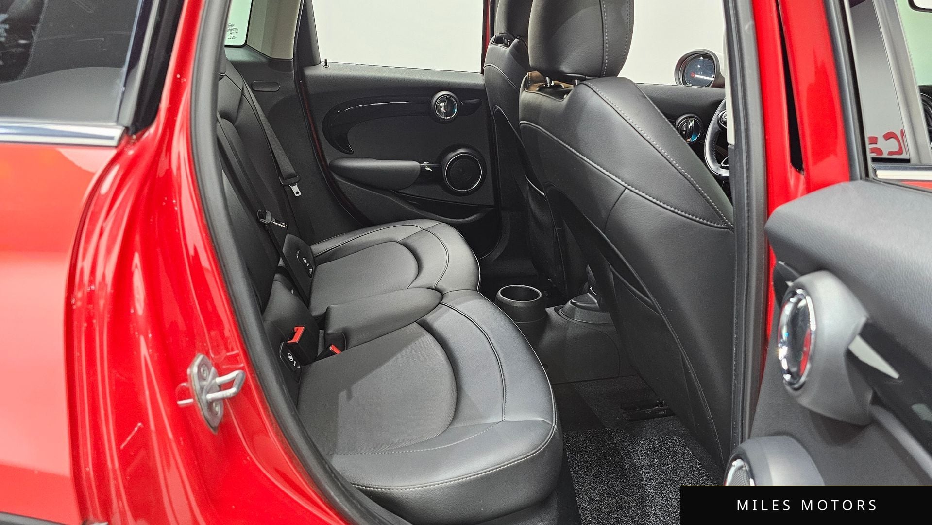 MINI Cooper 2017 — миниатюра 11