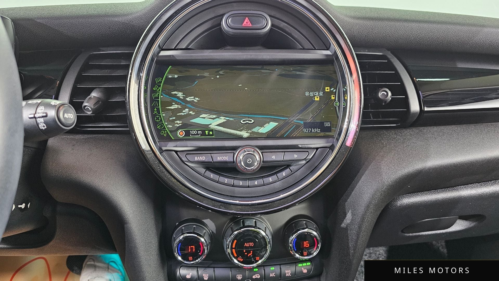 MINI Cooper 2017 — миниатюра 12