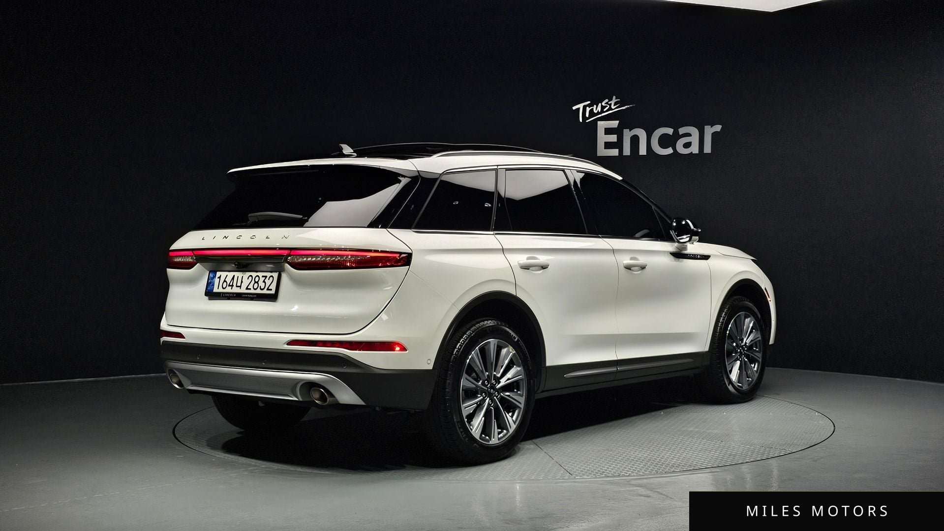 Lincoln Corsair 2022 — миниатюра 2