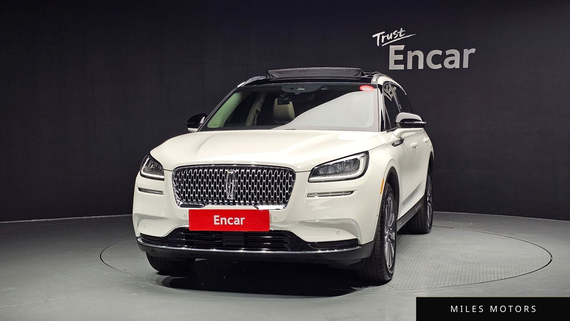 Lincoln Corsair 2022 — миниатюра 3