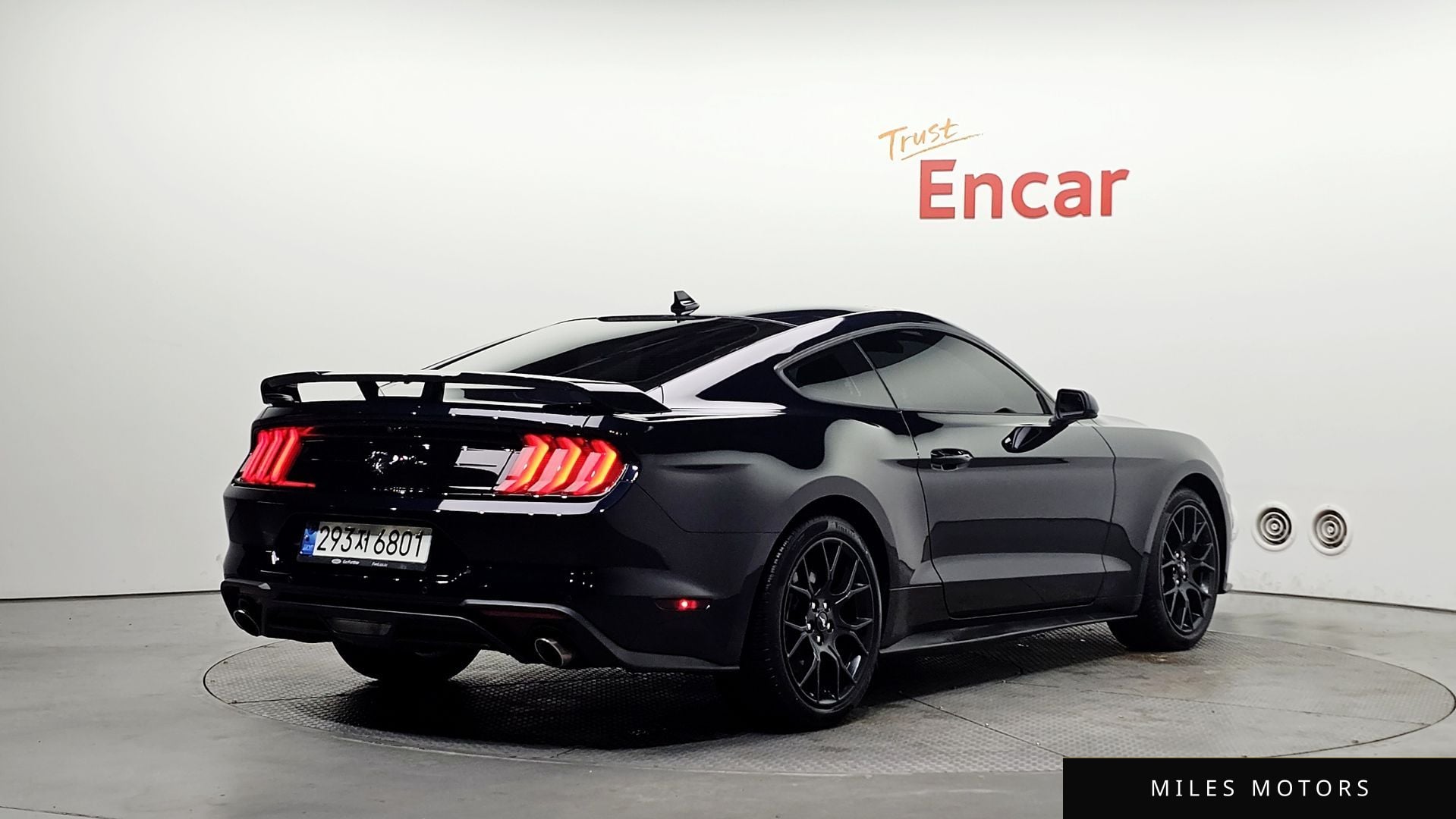 Ford Mustang 2021 — миниатюра 2
