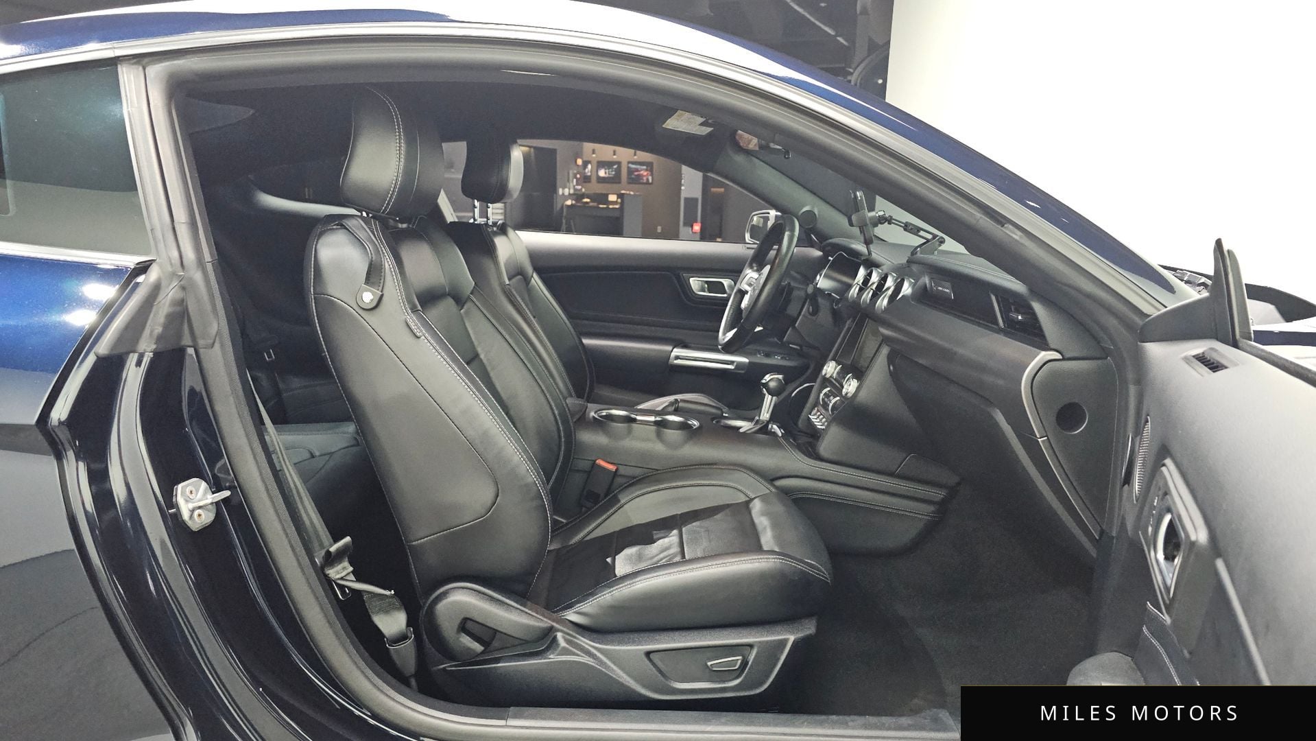 Ford Mustang 2021 — миниатюра 12