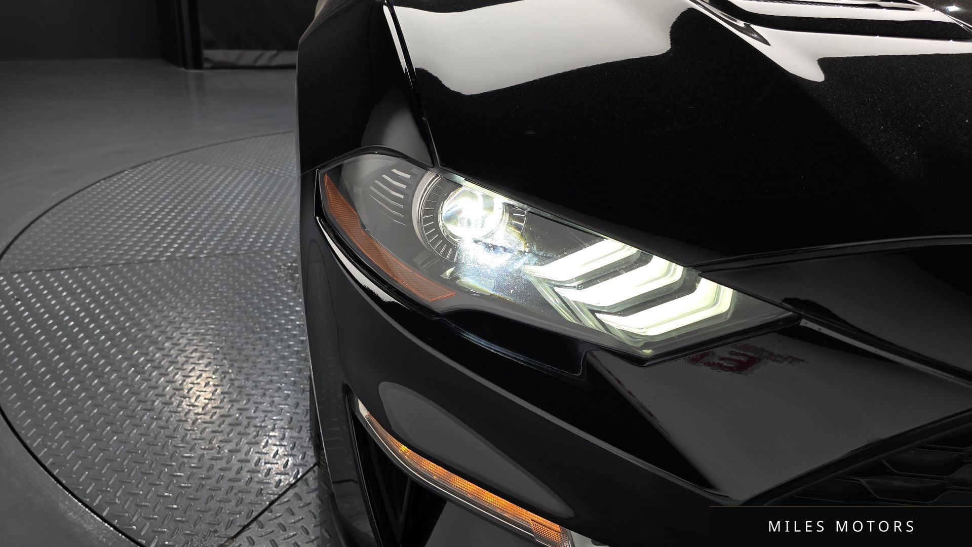 Ford Mustang 2018 — миниатюра 8