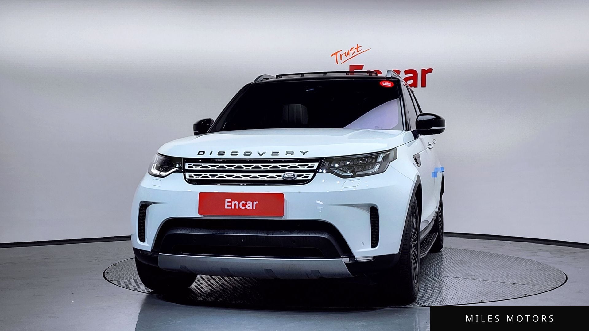 Land Rover Discovery 2018 — миниатюра 3