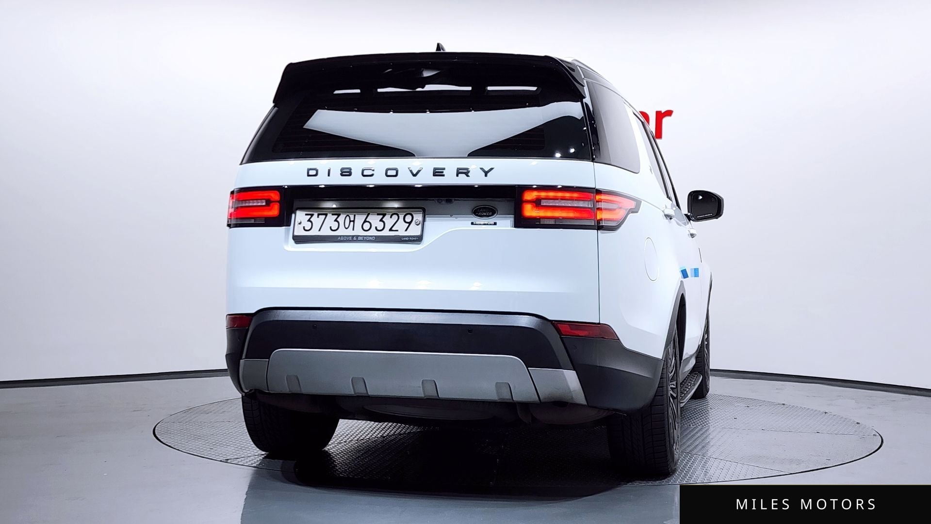 Land Rover Discovery 2018 — миниатюра 4