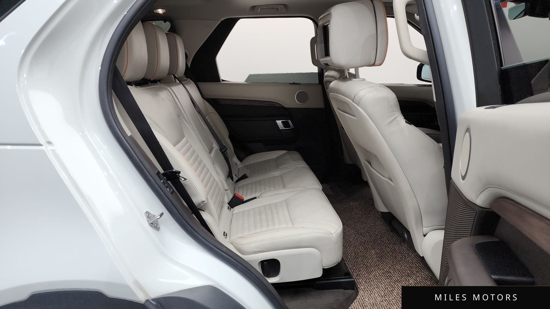 Land Rover Discovery 2018 — миниатюра 11