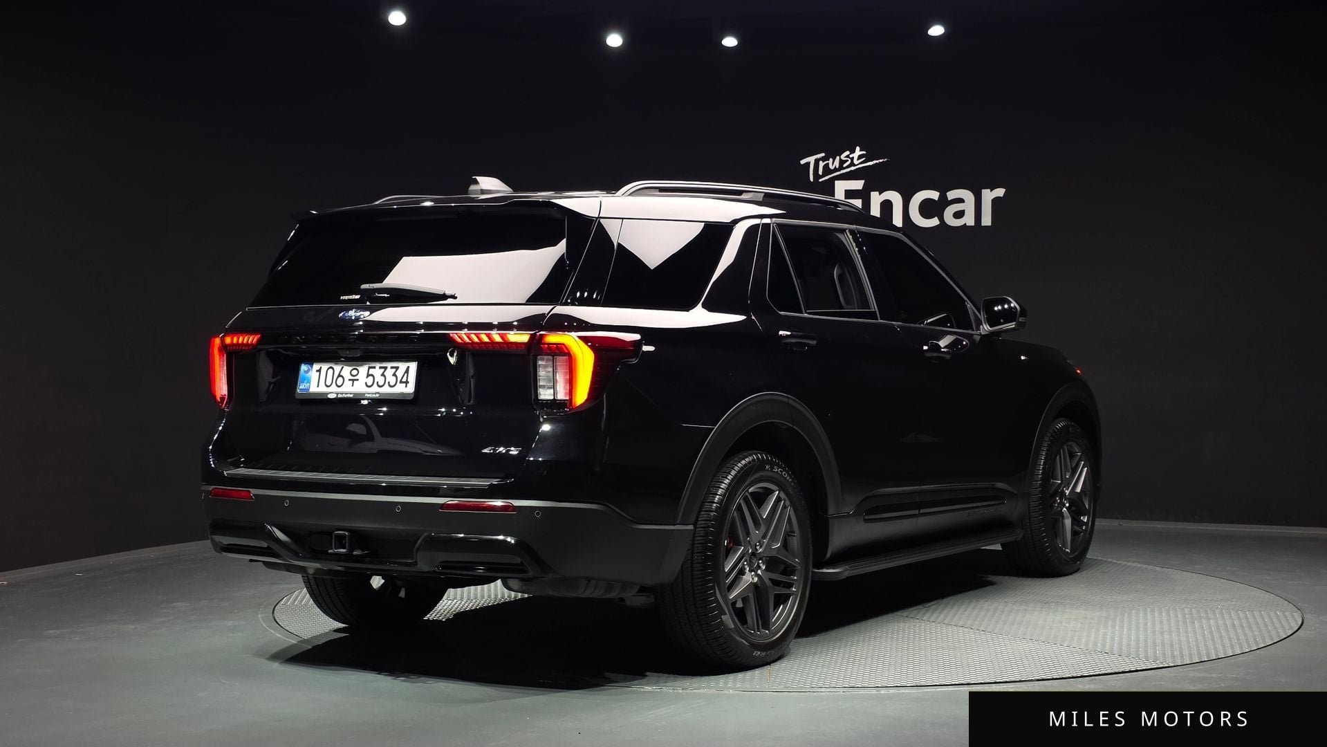 Ford Explorer 2025 — миниатюра 2