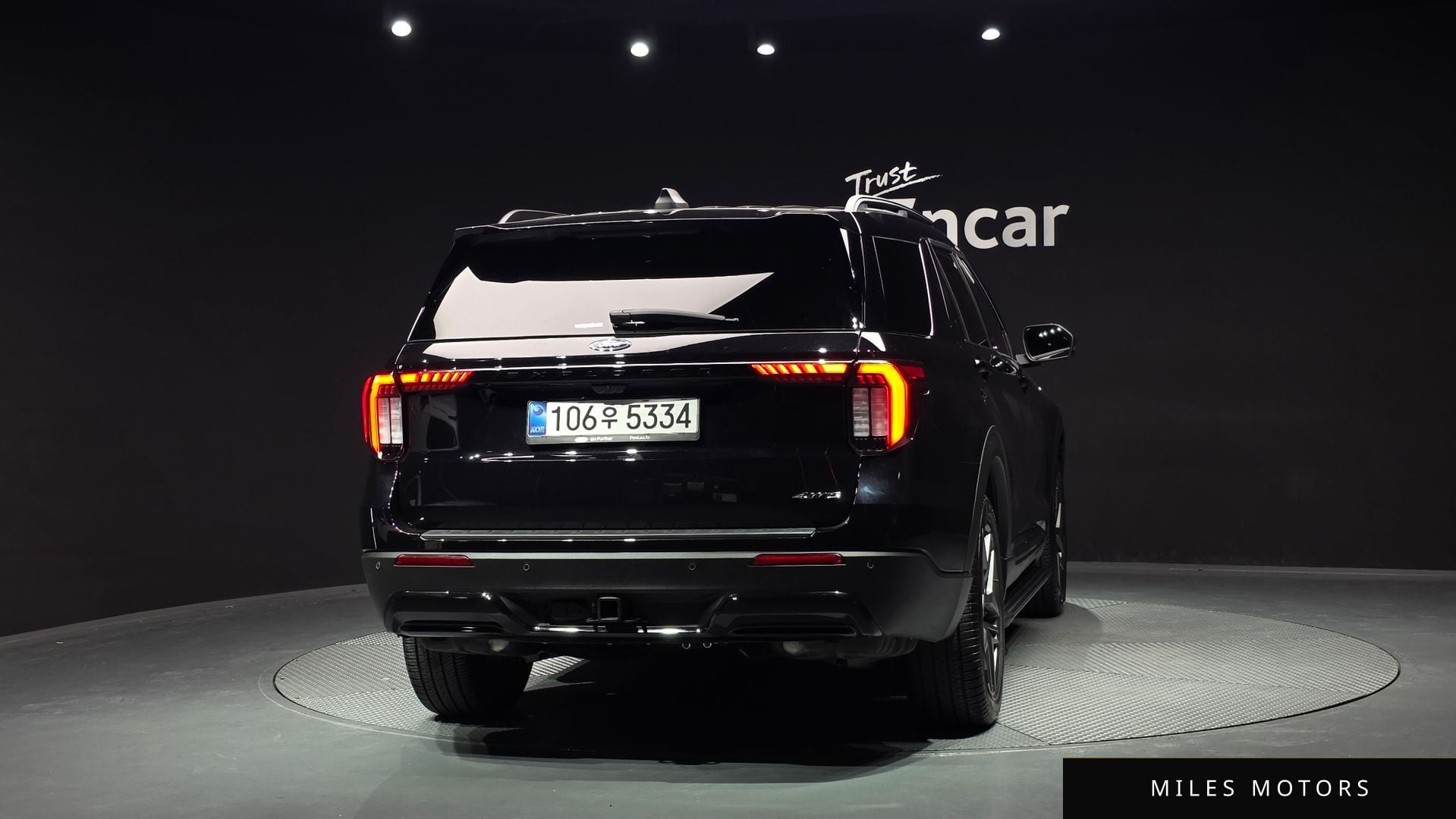 Ford Explorer 2025 — миниатюра 4