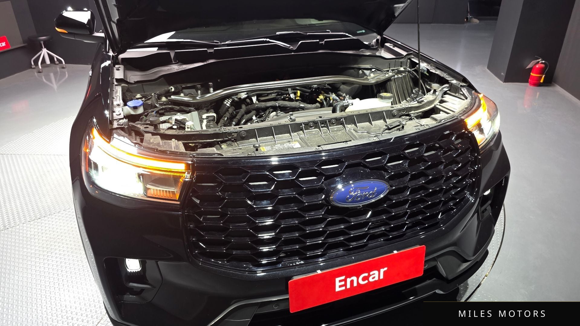 Ford Explorer 2025 — миниатюра 6