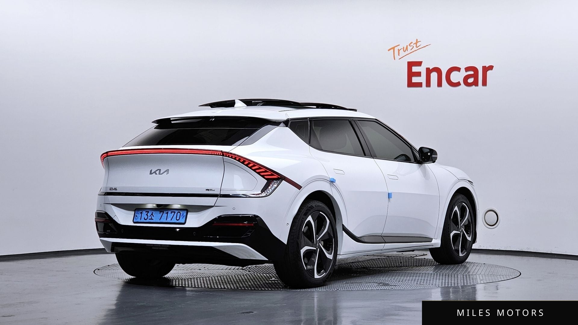 Kia EV6 2022 — миниатюра 2