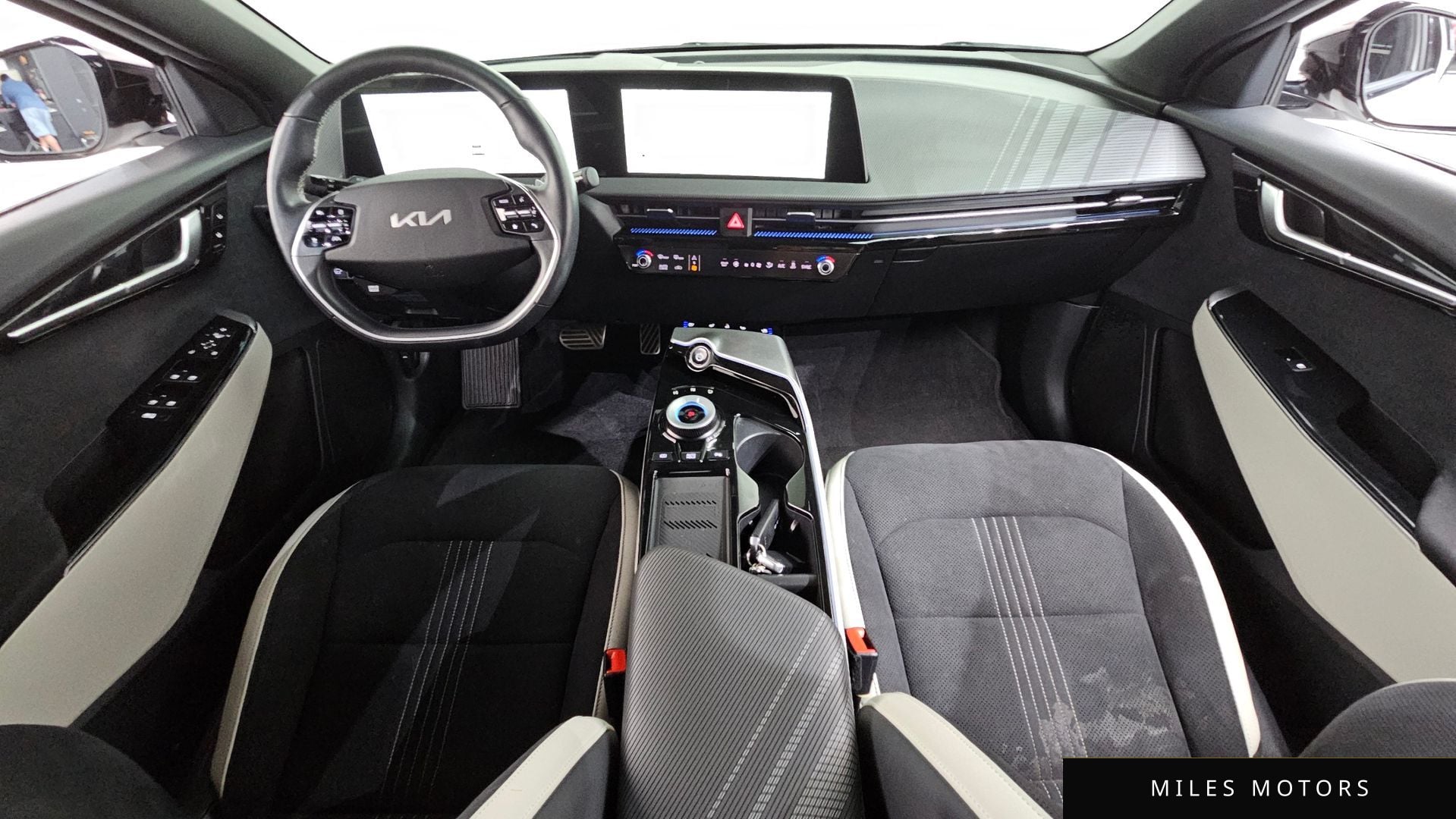 Kia EV6 2022 — миниатюра 10
