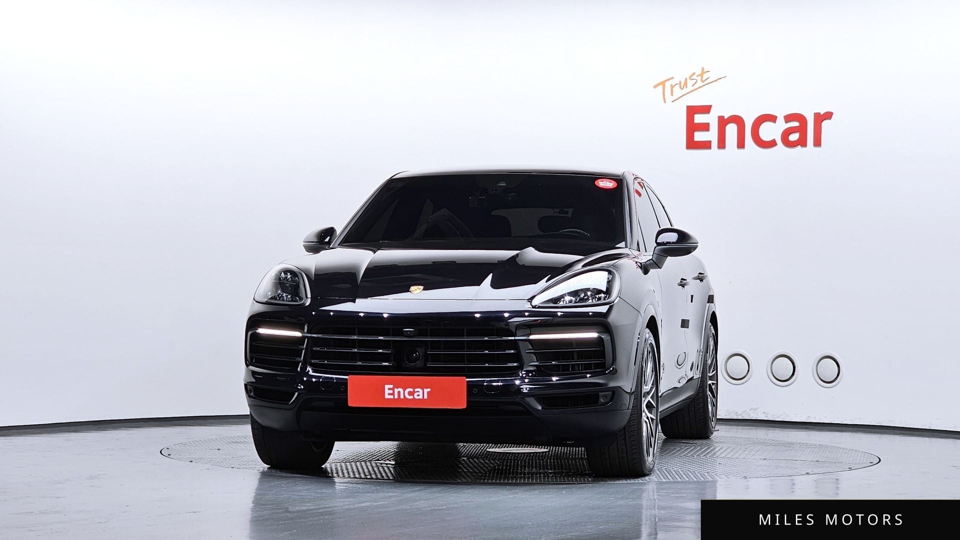 Porsche Cayenne 2021 — миниатюра 3