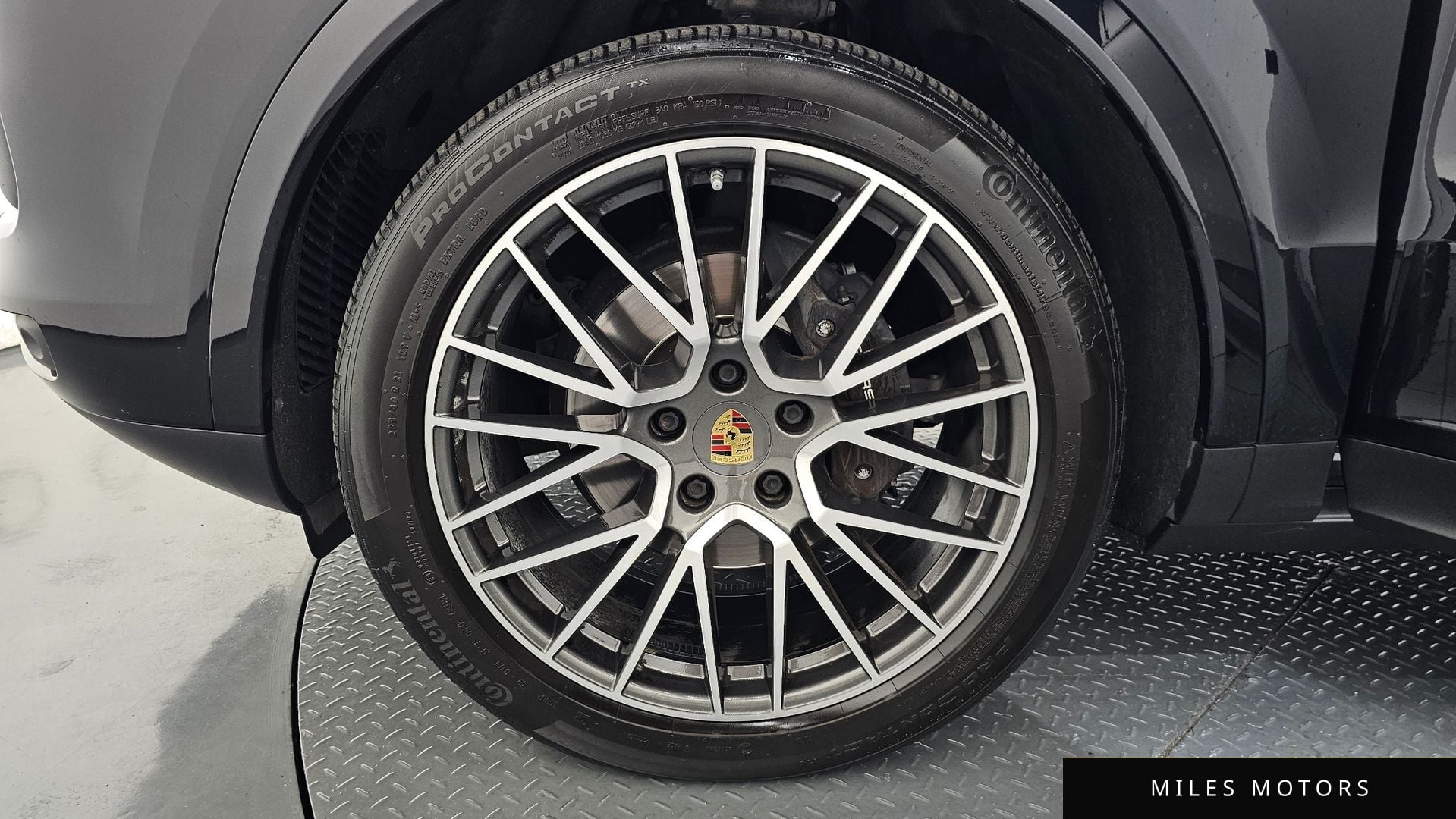 Porsche Cayenne 2021 — миниатюра 5