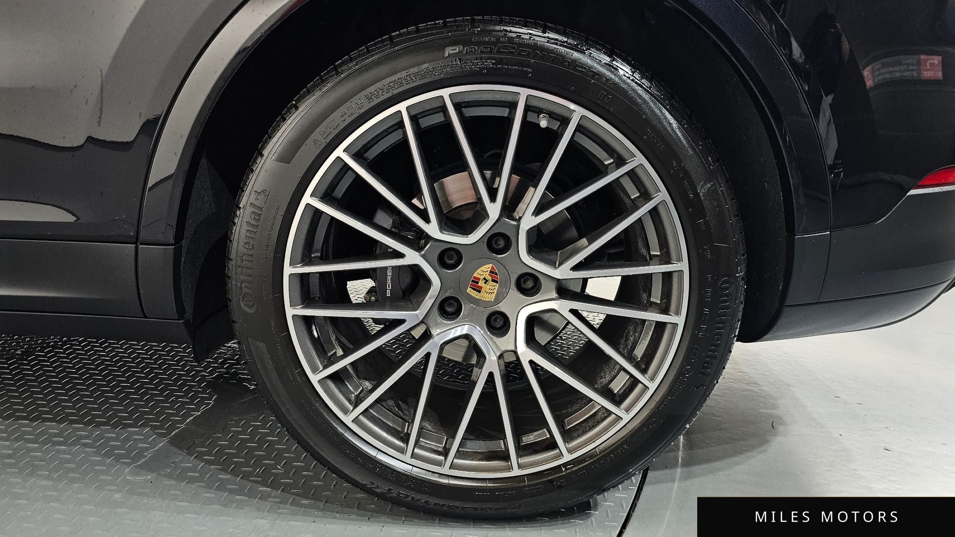 Porsche Cayenne 2021 — миниатюра 7