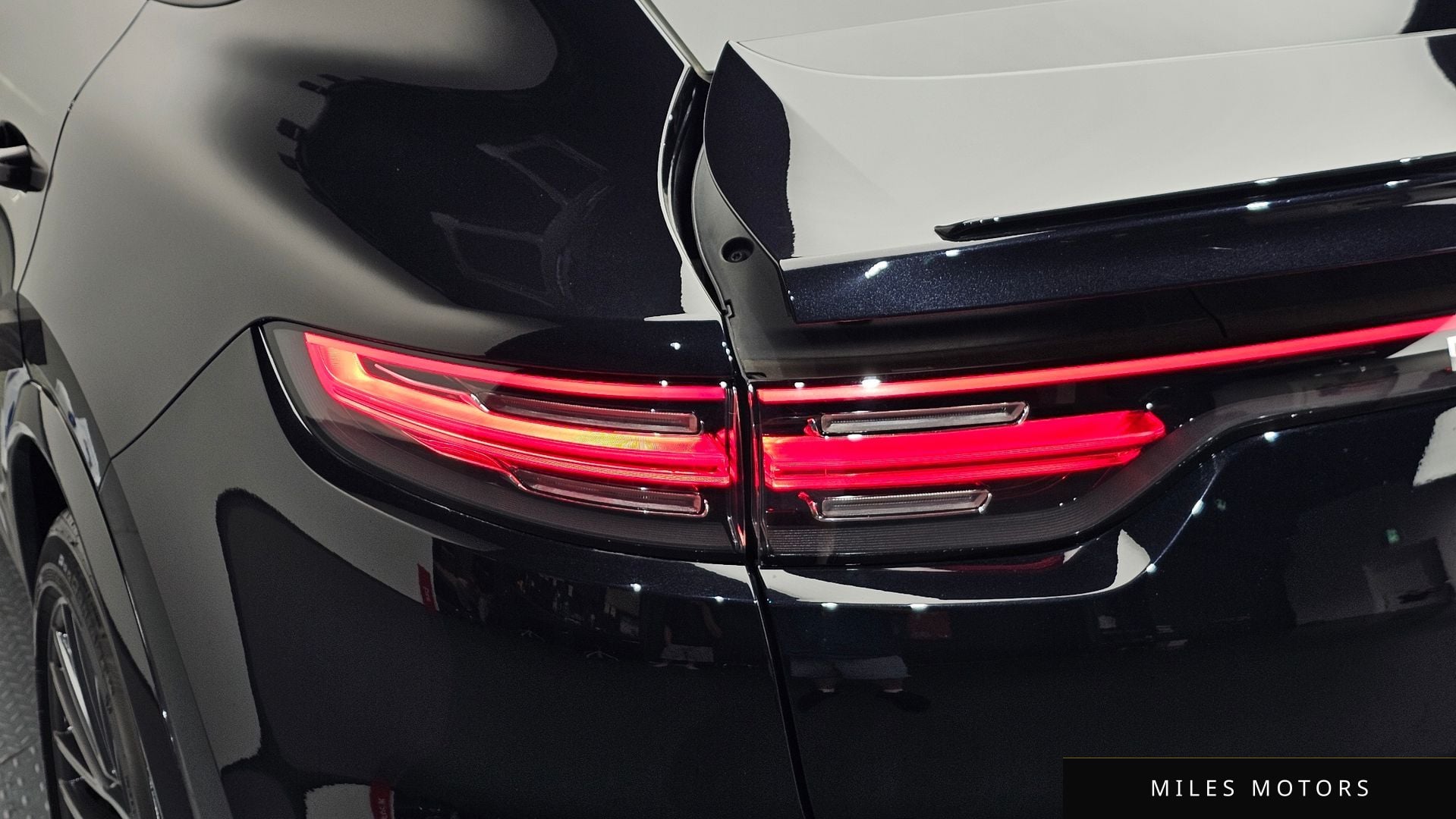 Porsche Cayenne 2021 — миниатюра 9