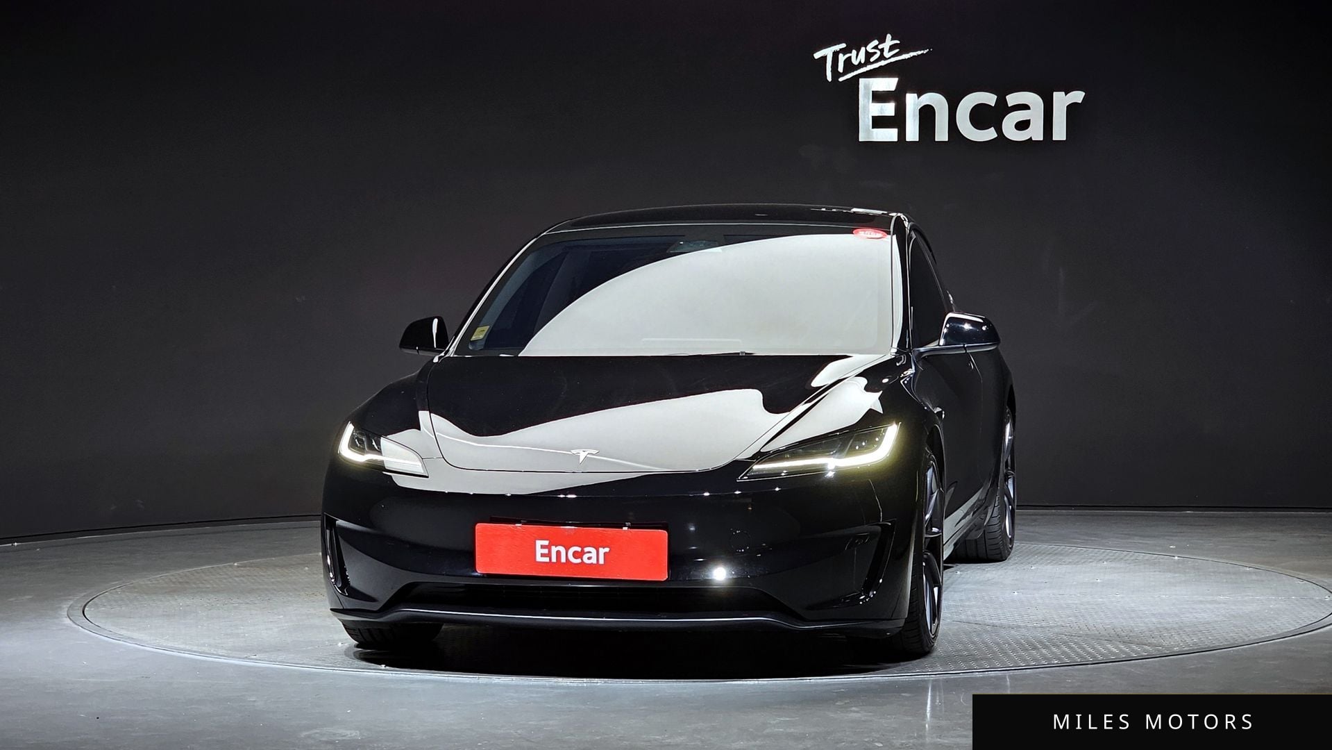 Tesla Model 3 2024 — миниатюра 3