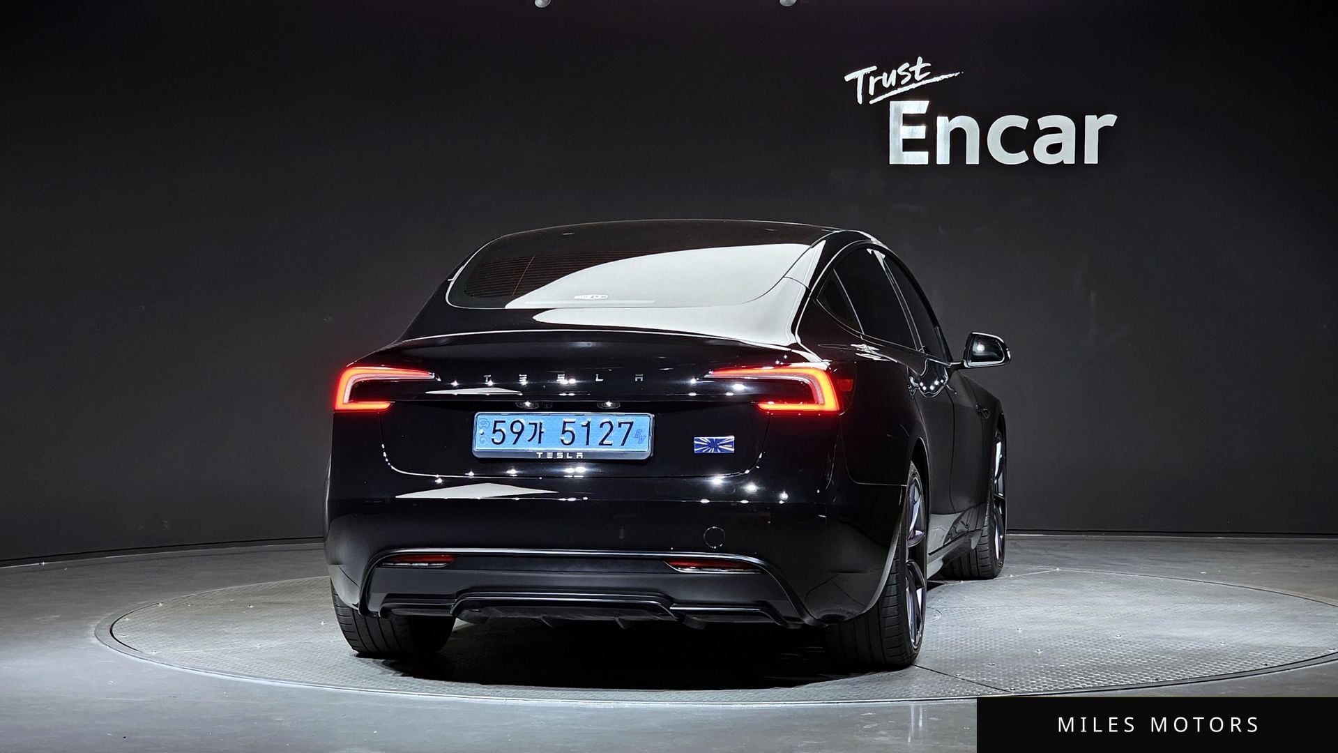 Tesla Model 3 2024 — миниатюра 4