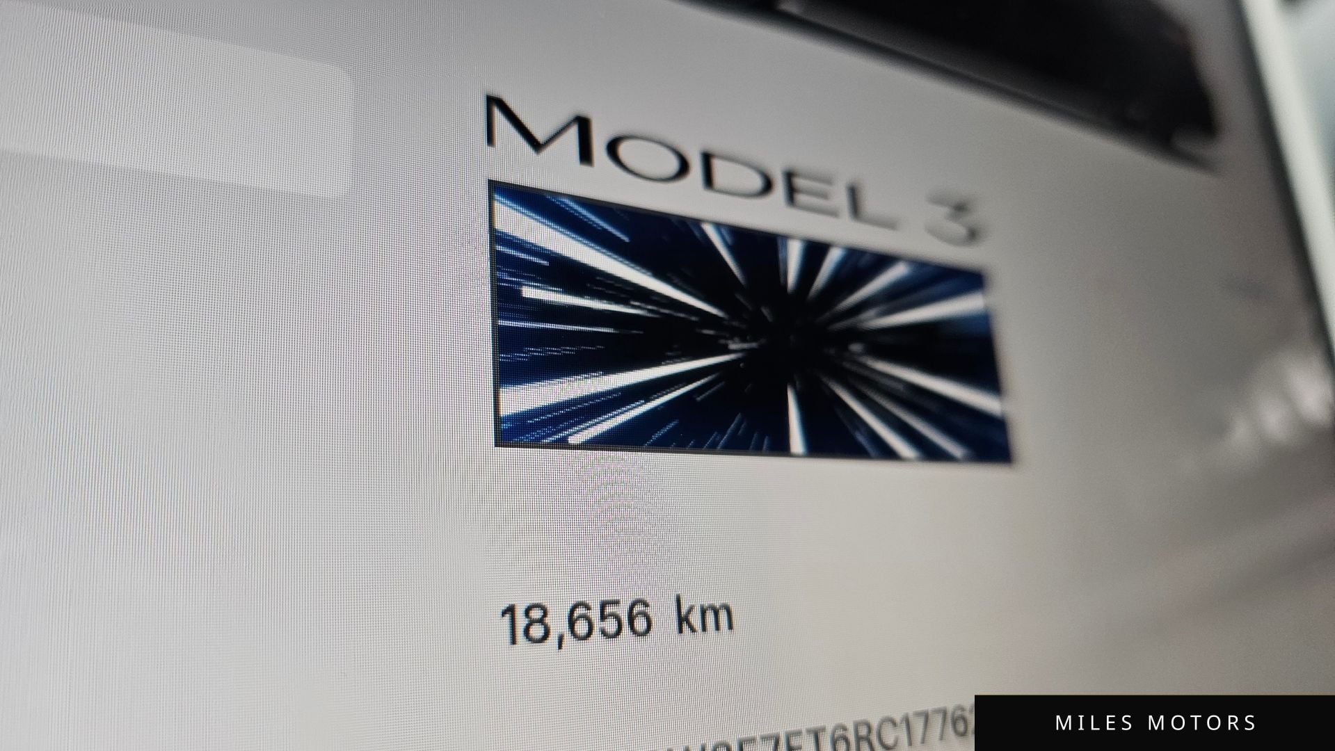 Tesla Model 3 2024 — миниатюра 8
