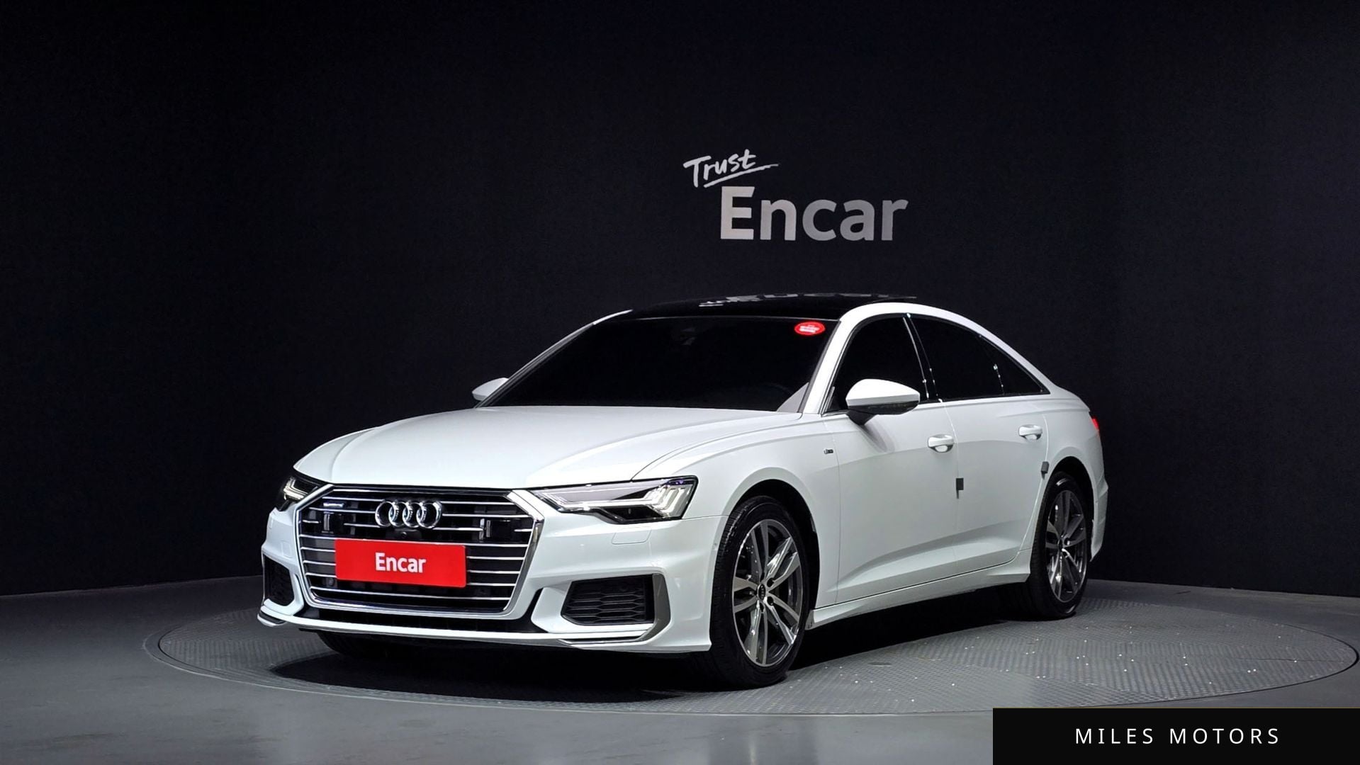 Audi A6 (C8) 2023 — фото 1 из 12