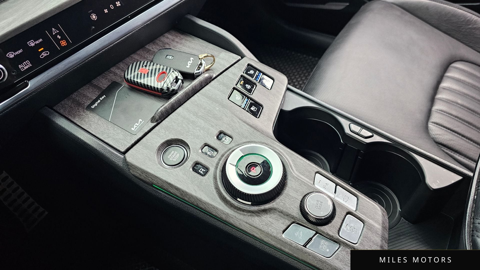Kia Sportage 2024 — миниатюра 12